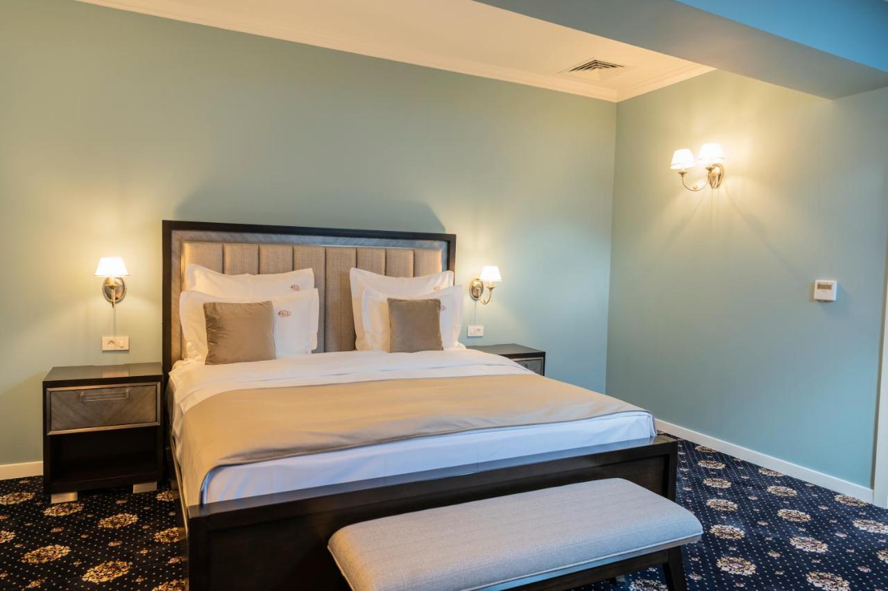 Sir Luxury Boutique Hotel Brăila Buitenkant foto