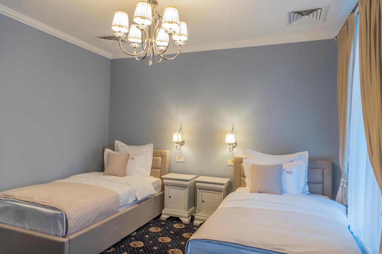 Sir Luxury Boutique Hotel Brăila Buitenkant foto