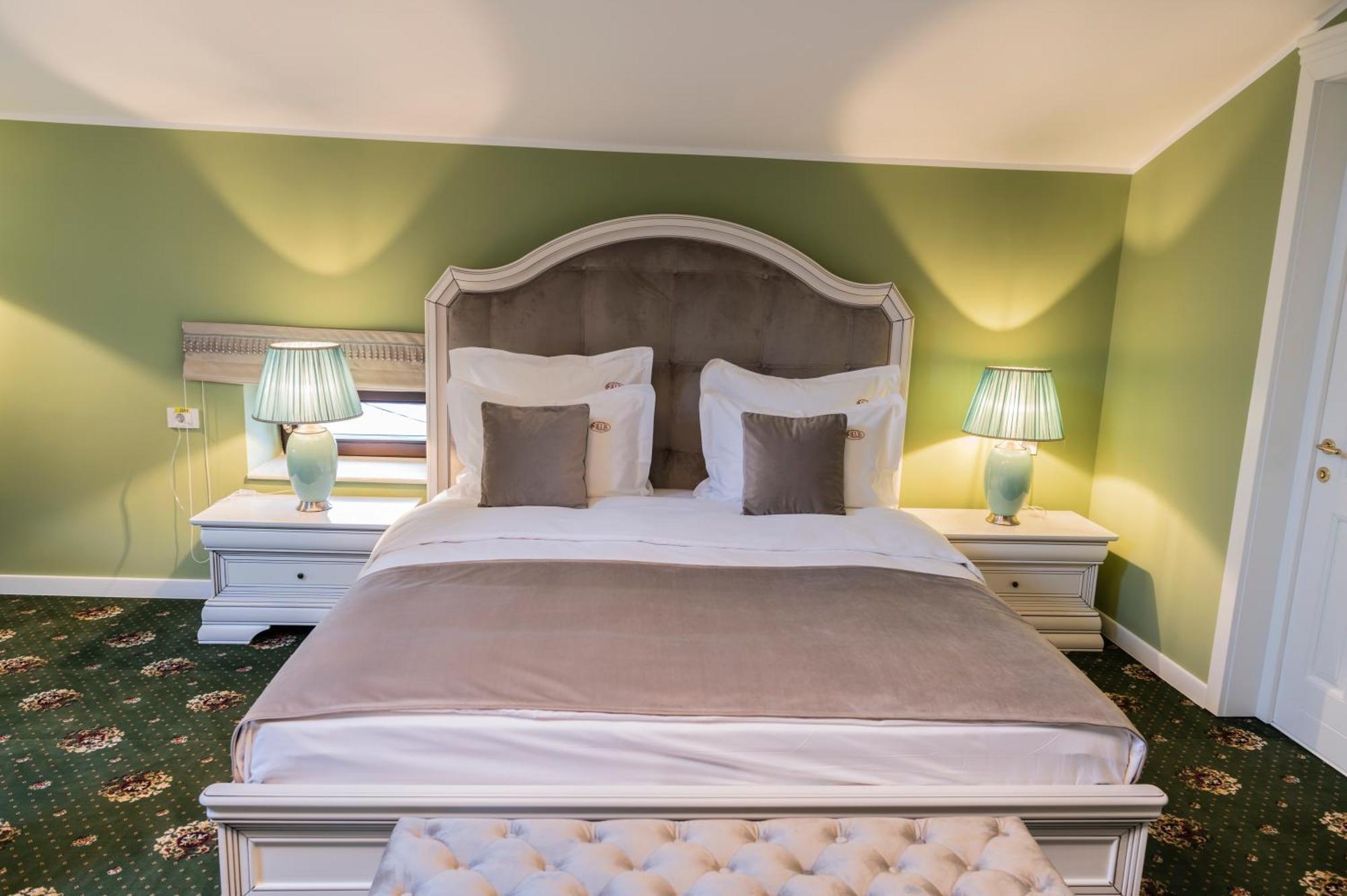 Sir Luxury Boutique Hotel Brăila Buitenkant foto